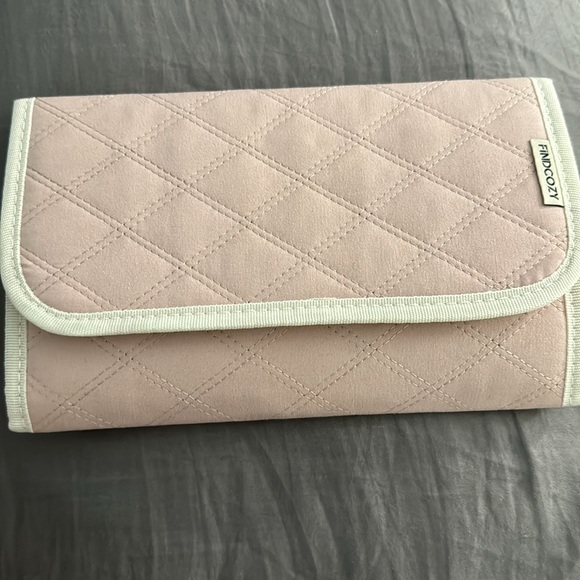 Findcozy Soft Travel Jewelry Foldover Clutch - Picture 2 of 9